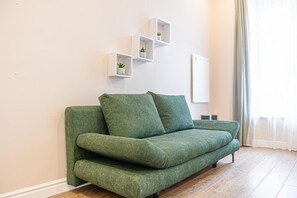 Smart TV - Stylish Studio Apartment Wiener Stadthalle (Vienna)