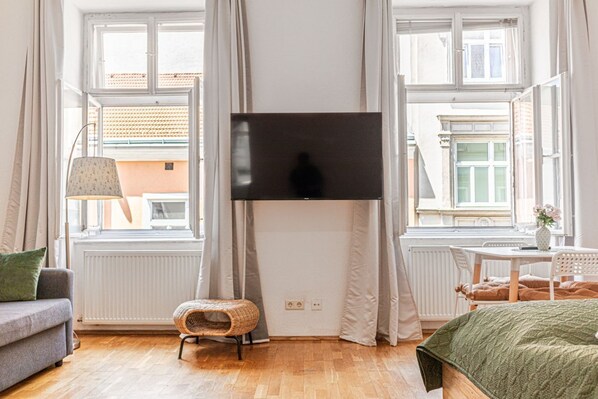 2 Schlafzimmer, Bügeleisen/Bügelbrett, WLAN, Bettwäsche