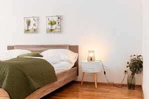 2 bedrooms, WiFi, bed sheets
