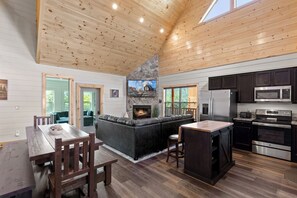Interior - Top 5% Cabin, Heated Indoor Pool, Hot Tub, Mtn Views, Arcade Games, A+ Location! (Pigeon Forge)