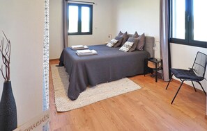 2 chambres, lit parapluie, Wi-Fi gratuit, draps fournis