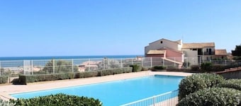 Apartment 'La Perle Marine' with Sea View, Shared Pool and Wi-Fi