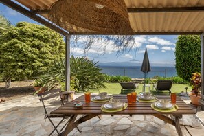Outdoor dining - Holiday Home 'Casa La Bobadilla' with Sea View, Private Terrace and Wi-Fi (Agulo)