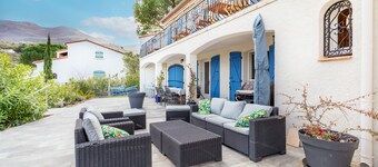 Villa 'La Bastide Des Albères' with Sea View, Private Pool and Wi-Fi