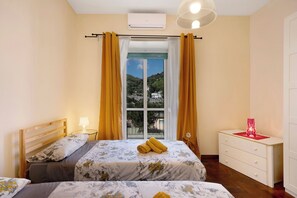 2 soverom, strykejern/-brett, wi-fi (inkludert) og sengetøy