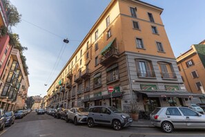 Esterni
