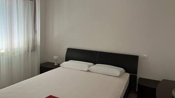 2 chambres, fer et planche Ă repasser, Wi-Fi gratuit