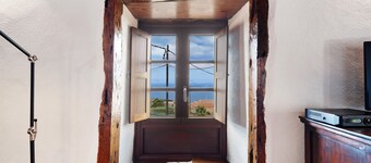 Holiday Home 'Casa Rural Los Llanillos' with Sea View, Private Terrace and Wi-Fi