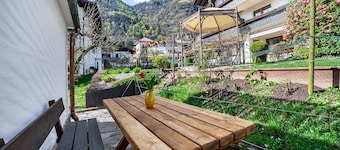 Apartment 'Cafe Rudi Living Ignaz' with Mountain View, Balcony, Terrace and Wi-Fi