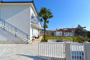 Terrace/patio - Holiday apartment with air conditioning (Rabac)