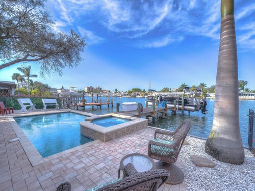 Bahia Beach House by Distinctive Beach Rentals