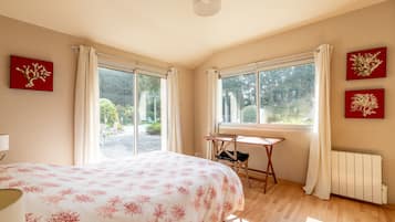 4 sovrum, strykjärn/strykbräda, gratis wi-fi och sängkläder