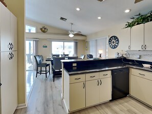 ハウス ベッド (複数台) プールアクセス プールビュー | 専用キッチン | 冷蔵庫、電子レンジ、オーブン、コンロ