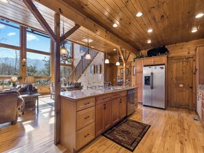 Studio (4 Bedrooms) | Majoituspaikan mukavuudet