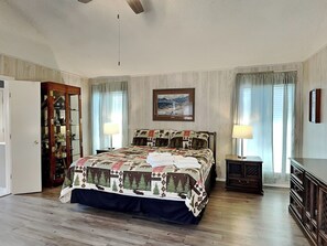House (5 Bedrooms) | Property amenity