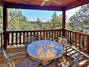 House (5 Bedrooms) | Property amenity