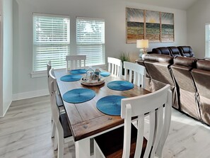 House (3 Bedrooms) | Property amenity - Holiday Hideaway by Miss Kitty’s (Rockport)