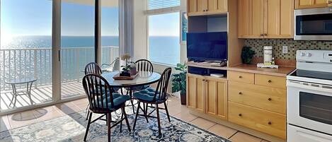 Condo (1 Bedroom) | Front of property