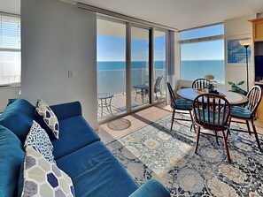 Condo (1 Bedroom) | Property amenity - Estero Beach and Tennis 703B by Distinctive Beach Rentals (Fort Myers Beach)