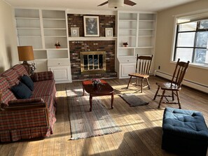 Living area -  Saratoga county home (Ballston Lake)