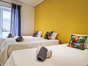 4 bedrooms, desk, iron/ironing board, WiFi