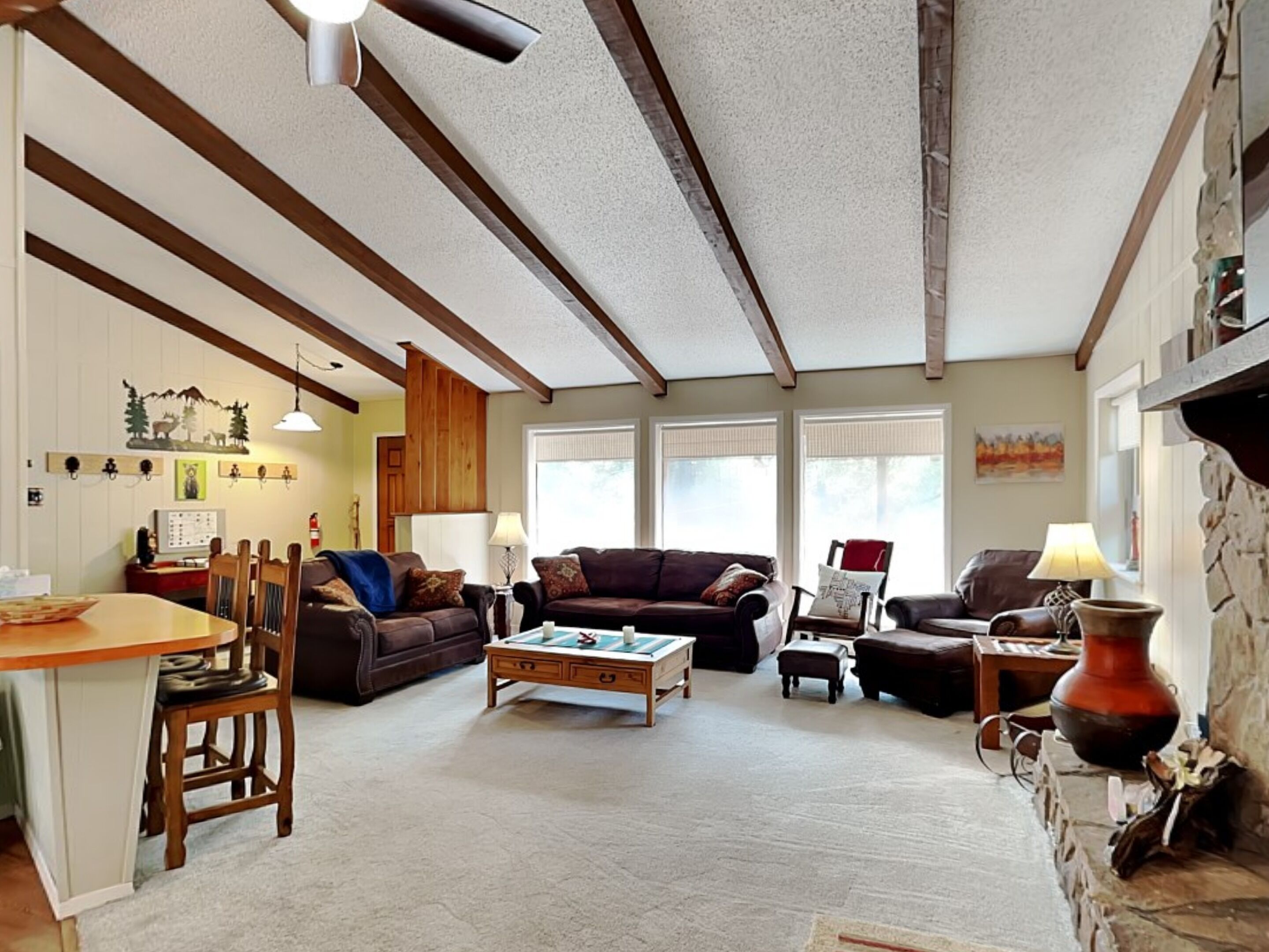 House (3 Bedrooms) | Property amenity