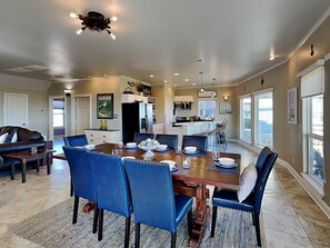 House, Multiple Beds, Jetted Tub, Ocean View | Dining