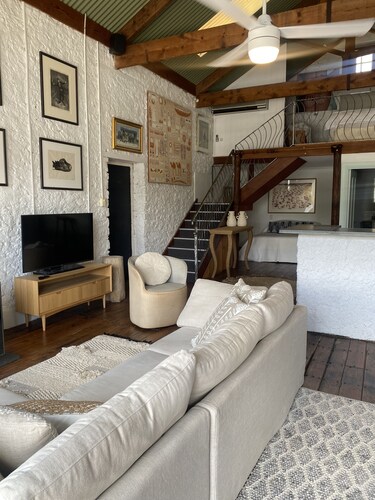 Stunning and Spacious Loft-Style Apartment in Historic Auburn