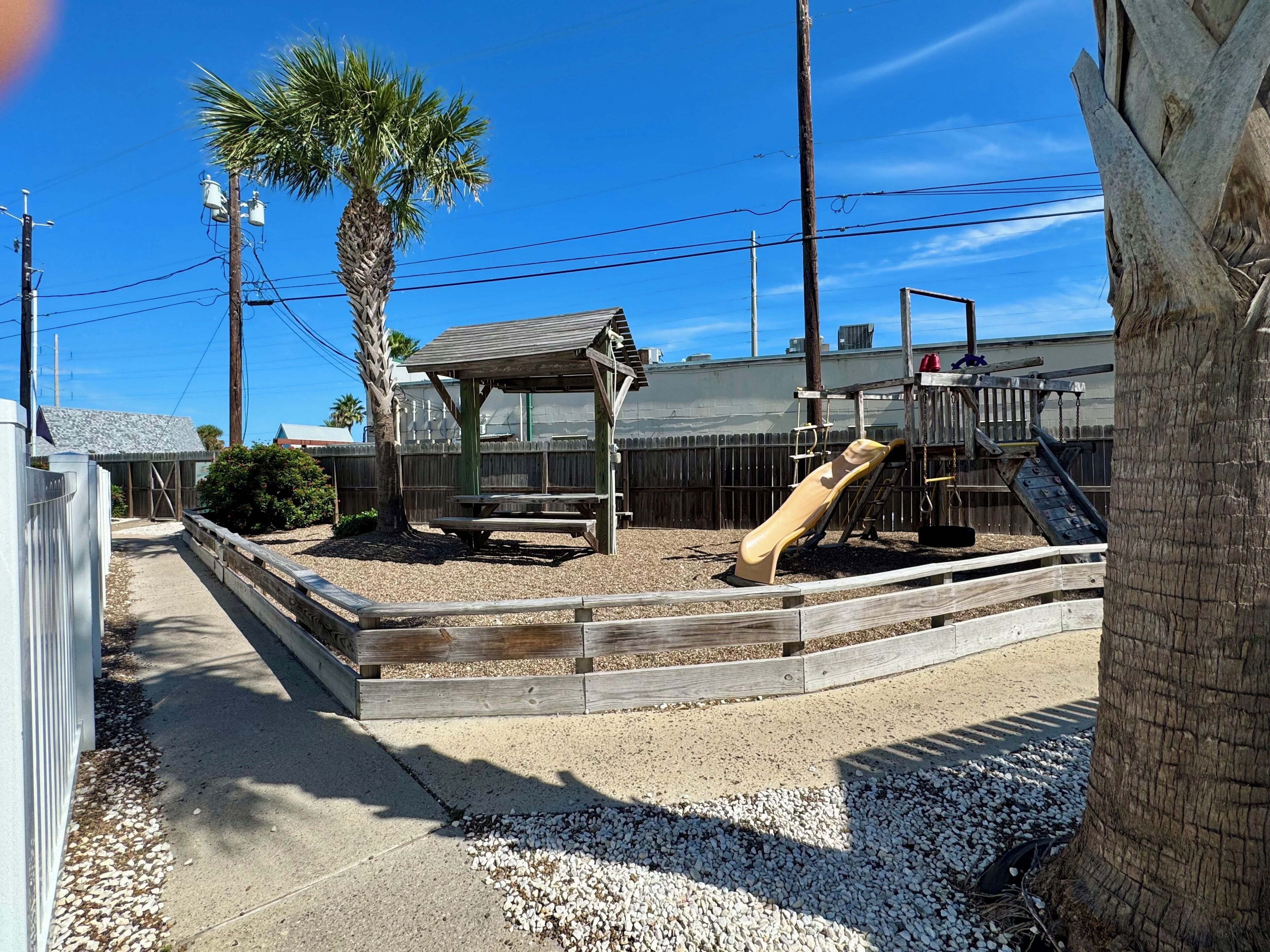 開放式客房 (3 Bedrooms) | 住宿設施服務