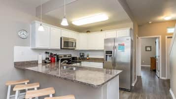 Studio (3 Bedrooms) | Accommodatievoorziening