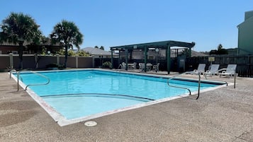 Condo (3 Bedrooms) | Servicio de la propiedad