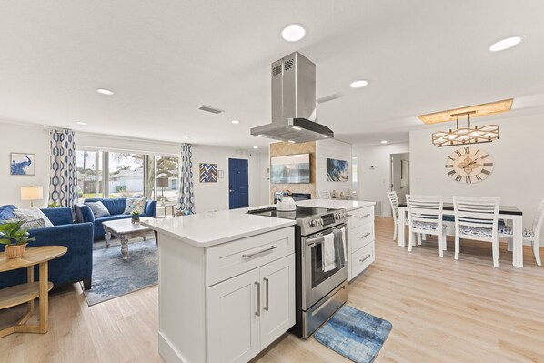 Fridge, microwave, oven, stovetop - Seaside Serenity Retreat — Steps to the Beach with BBQ & Tiki Hut 🌊 (Cape Canaveral)