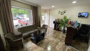 Reception - Hotel Shalimar (Tbilisi)