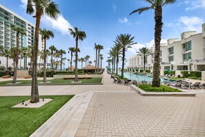 Terrace/patio - Endless Views from 22nd Floor at the Sapphire! Resort Pool, Hot Tub, Spa, Movie Theater & More! (South Padre Island)