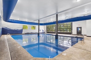 Piscine couverte