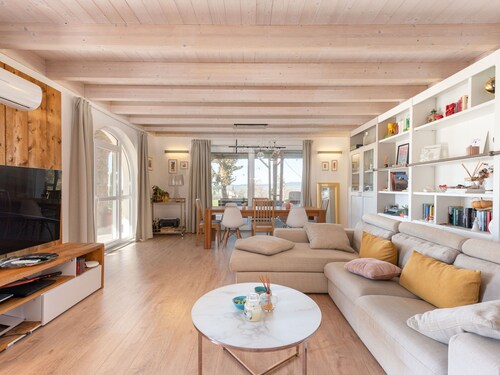 Il Mondanespole by Interhome