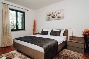 3 多间卧室、熨斗/熨衣板、免费 WiFi、床单