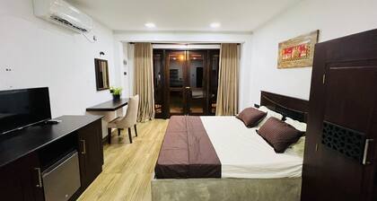 Bunty Residence Ambalangoda, 3 minutes walking to Madampe beach & green garden.