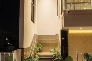 Lobby - Patel Comforts Inn And Suites (Mysore)