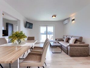 Dining - Villa Galici by Interhome (Umag/Murine)