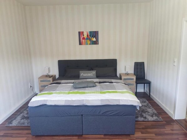 1 bedroom, travel crib, WiFi, bed sheets