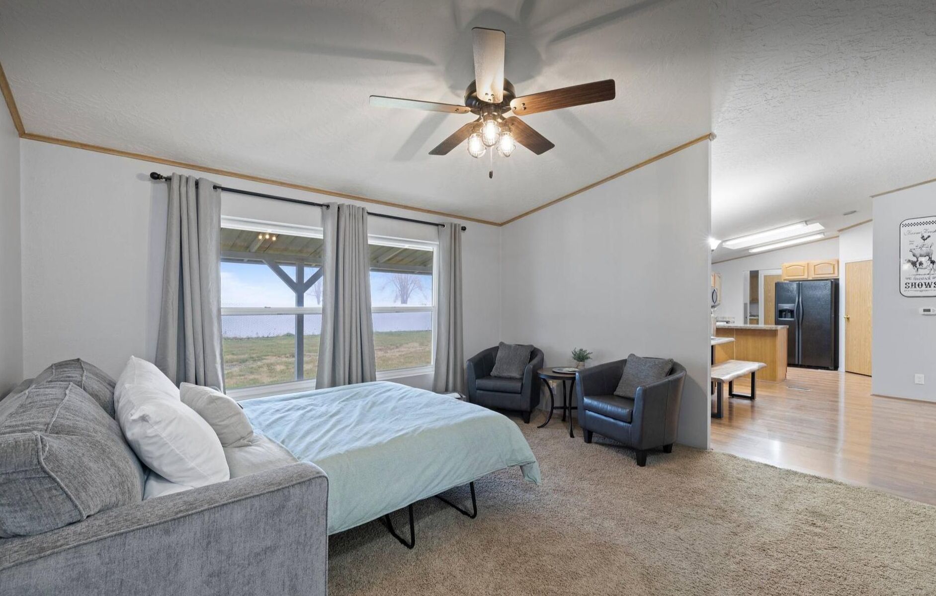 4 soverom, strykejern/-brett, wi-fi (inkludert) og sengetøy