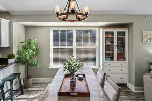 Dining - Family Condo Near Silver Dollar City | Stonebridge Resort | Quiet Setting (Branson West)