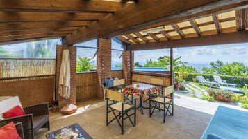 Ristorazione all'aperto