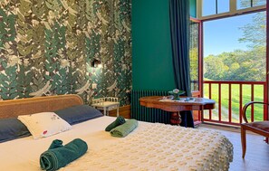 4 bedrooms, travel crib, free WiFi - Beautiful home in St Paul La Roche (St Paul La Roche)