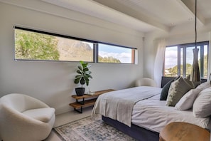 3 Schlafzimmer, Schreibtisch, Bügeleisen/Bügelbrett, kostenloses WLAN