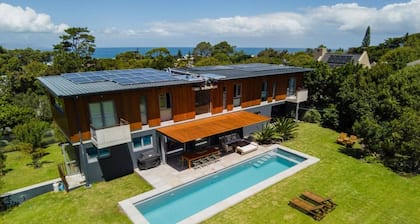 Treestone Villa | Hermanus | Pool | Mountain views
