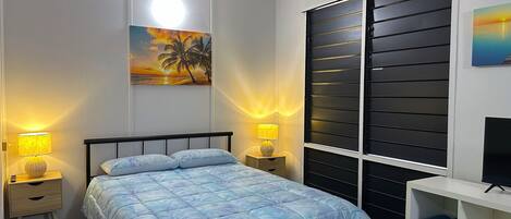 1 bedroom, WiFi, bed sheets