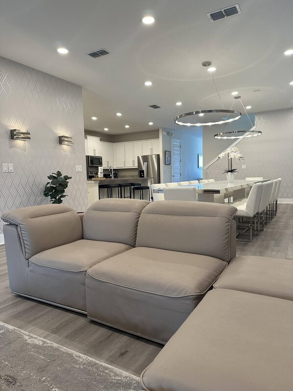 House | 9 bedrooms - Luxury 9BD Encore Pool Summerkitchen (Kissimmee)