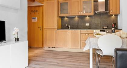 Schöne Wohnung für 3 Personen mit W-LAN, TV, Balkon und Parkplatz